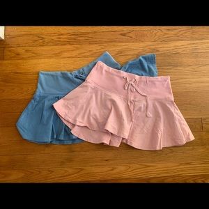 2 short flare skirts by Guess